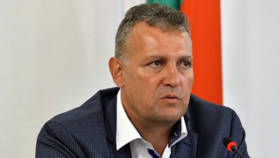 Новият борд уволни шефа на БЕХ Валентин Николов
