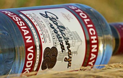 Посегнаха на най-милото за руснаците: Вдигат цената на водката