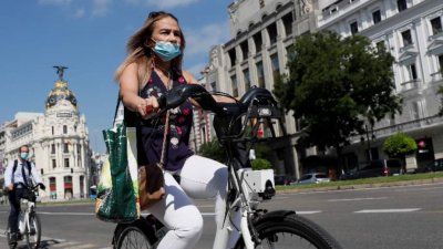 Испанският туризъм ще възстанови 66% от нивата си