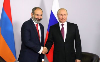 Путин разговаря с арменския премиер за Нагорни Карабах