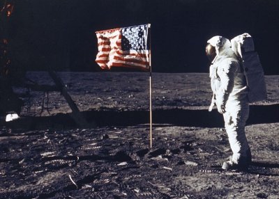 Навършват се 50 г. от стъпването на човек на Луната