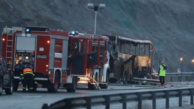 Наш самолет ще върне в Скопие телата на 45-имата загинали на "Струма"
