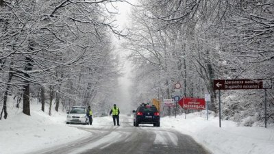 ВНИМАНИЕ! Витоша е затворена за коли без вериги