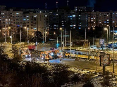 Трамвай №23 дерайлира на последната си спирка на бул. "Копенхаген" в София