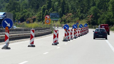 Ограничават движението в тунел на "Хемус"