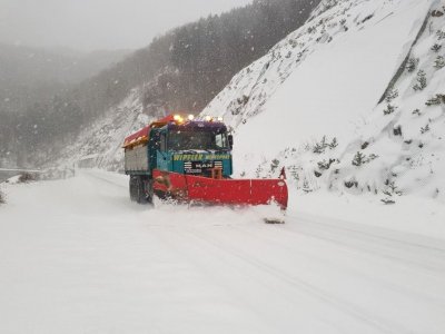 Внимание! Снежна блокада удря пет области