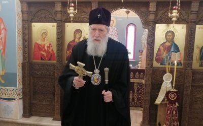 В "Света Марина" патриархът се помоли за край на пандемията (СНИМКИ)