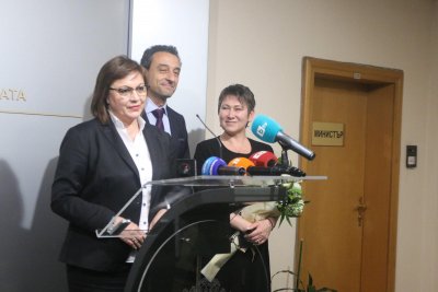 Нинова: Резервът за икономиката е в борбата със сивия сектор