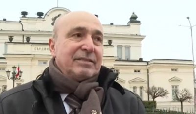 Адвокат Вълчев: НС е работното място на Ицо Хазарта, няма проблем, че призовката му е връчена там