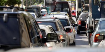 Софиянци отпрашват към провинцията с 500 коли в минута