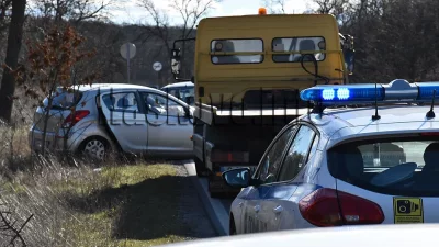 Пътник загина край Хасково заради лошо изпреварване (СНИМКИ)