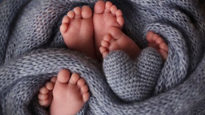 Жена роди близнаци в две различни години