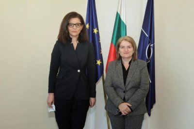 Министър Генчовска прие посланика на Черна гора