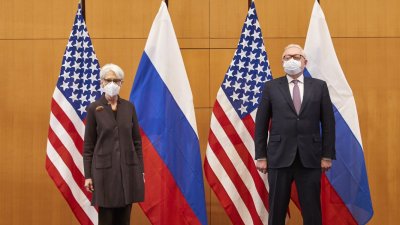 НАПРЕЖЕНИЕ: Близо 8 часа преговори между Русия и САЩ