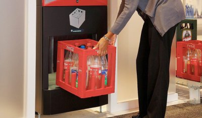 Сандов внедрява автомати - връщаш пластмаса, получаваш пари