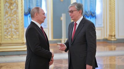 Защо Казахстан е толкова важен за Русия?