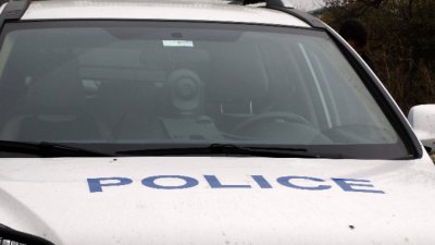 Двама мъже са задържани за разпространение на наркотици