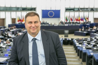 Емил Радев: Опитите да се говори за македонско малцинство в България са опасни