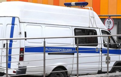 След бомбени заплахи: Евакуираха 150 руски училища