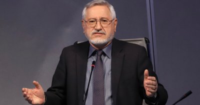 Проф. Ангел Димитров: През 1992-а България неутрализира заплахите срещу Република Македония