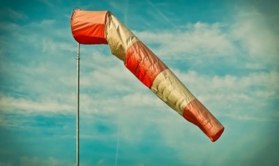 Жълт код за силен вятър в 12 области