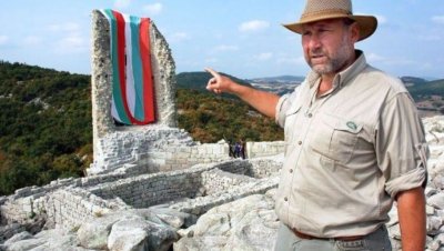 Проф. Николай Овчаров: Македония - национално предателство