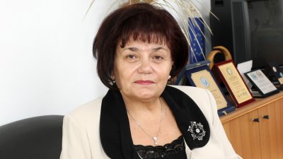 Янка Такева: Половината учители са болни или под карантина