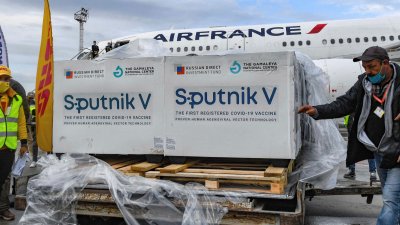 Русия: Ефективността на "Спутник V" срещу Омикрон е 75%