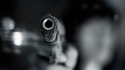 Нелепо: Застреляха 26-годишен в Сливен