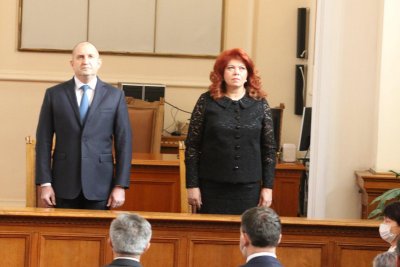Йотова: Работихме в 5 трудни години, с влошено здраве на институциите