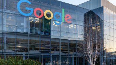 Прокурори в САЩ: "Гугъл" следи потребителите си постоянно