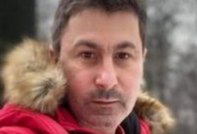 Съветникът по връзки с медиите и обществеността Димитър Япраков в