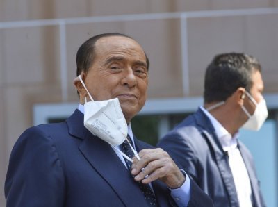 Ще оживее ли Берлускони и този път?
