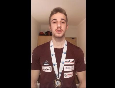 Добрата новина: Шампион си продава медала за лечение на медсестра