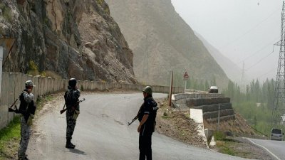 Убити и ранени на границата на Киргизстан с Таджикистан