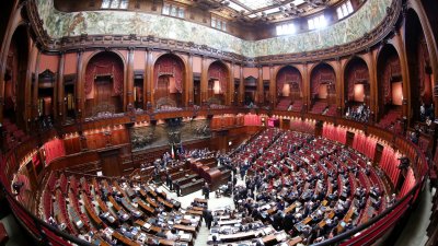 Четвърти неуспешен опит на италианския парламент да избере президент