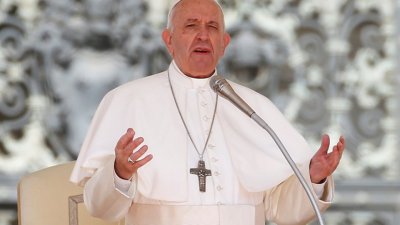 Папа Франциск иска бързи действия, за да не умират повече мигранти в морето