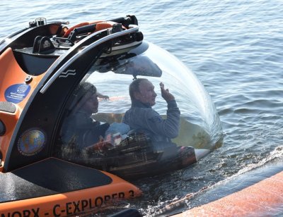 Путин слезе с батискаф на дъното на Финския залив (СНИМКИ)