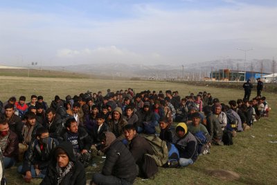 Над 2200 мигранти са задържани за седмица в Турция