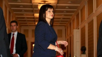Дариткова: ГЕРБ няма да се меси в конфликта на Патриотите 
