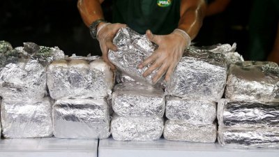 Иззеха един тон кокаин при балканска спецоперация