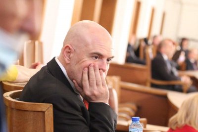 Главният прокурор Иван Гешев заяви че ще коментира изявления на вътрешния министър Бойко