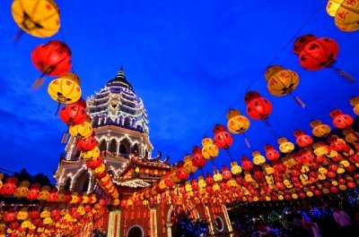 Китайците посрещат Новата лунна година която ще е под знака