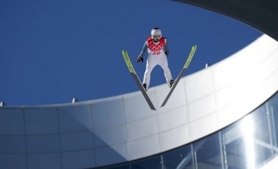 Най добрият български ски скачач Владимир Зографски се записа и в Пекин