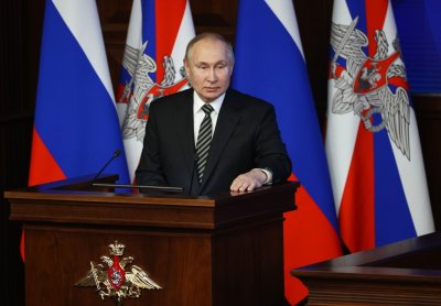 Долната камара на руския парламент призова президента Владимир Путин да