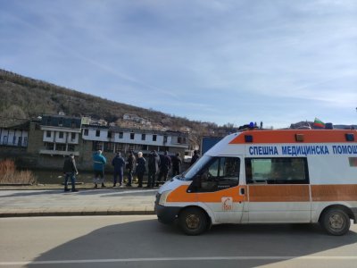 Откриха труп в Осъм