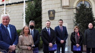 Приоритетните проекти за Пловдив за Околовръстното шосе и градската железницата