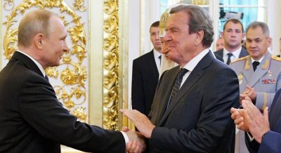 Чиракът на Путин: Герхард Шрьодер и парите от Москва