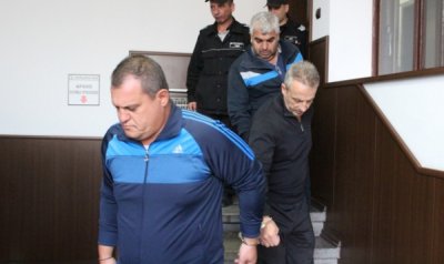 Тримата инспектори от ДАИ Пловдив Димитър Янакиев Станко Милушев и Паун