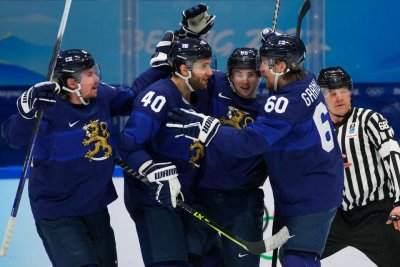 Финландия се класира на финала на хокейния турнир при мъжете